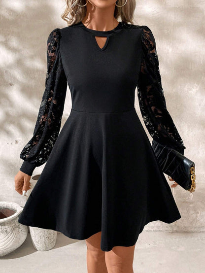 Elegant Women's Black Round Neck Lace Stitching Long Sleeve Slim Flared Hem Dress