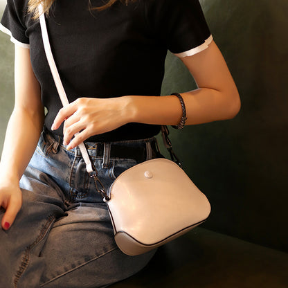 Niche Female Leather One-shoulder Crossbody Bag